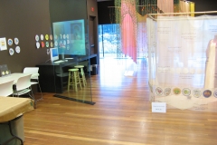 Munroe-de young-installation view02